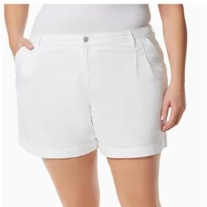 Gloria Vanderbilt Classic White Shorts, 20W, NWT✔️